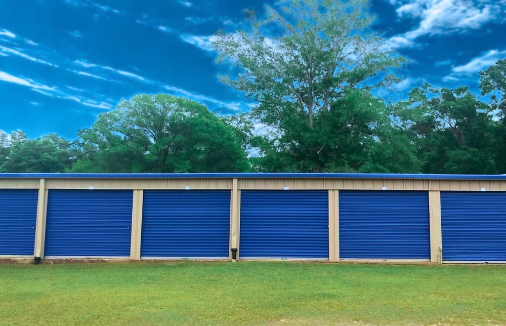 Self storage Elberta AL with drive-up and climate